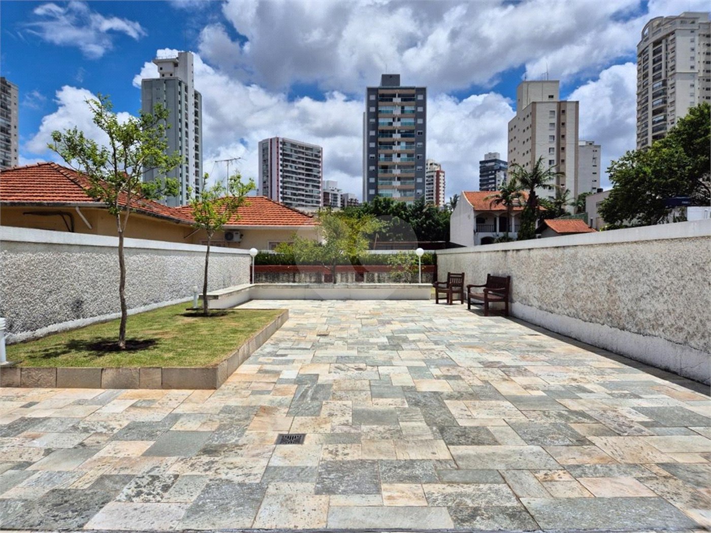 Apartamento à venda com 3 quartos, sendo 1 suíte, em Vila Clementino, São Paulo, SP