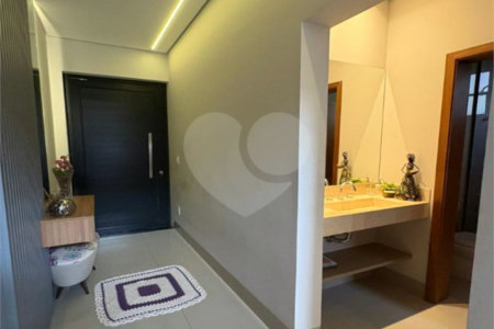 Casa à venda com 3 suítes no condomínio Residencial Terras de Siena, Ribeirão Preto - SP