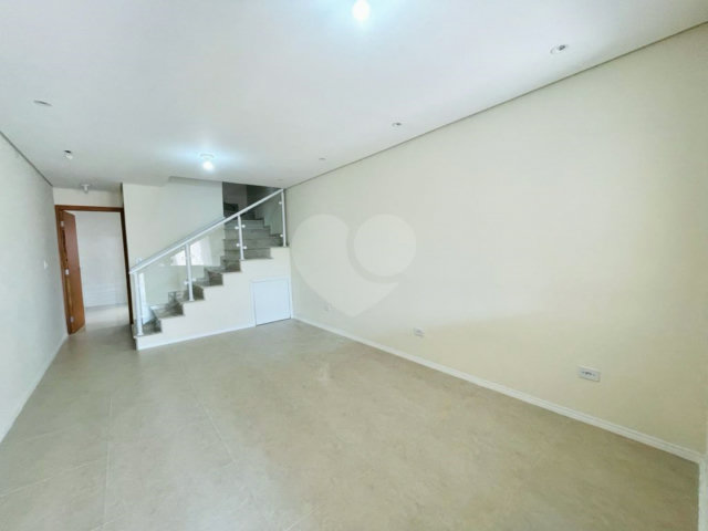 Sobrado à venda com 3 quartos, sendo 1 suíte,  em Vila Maria, São Paulo, SP
