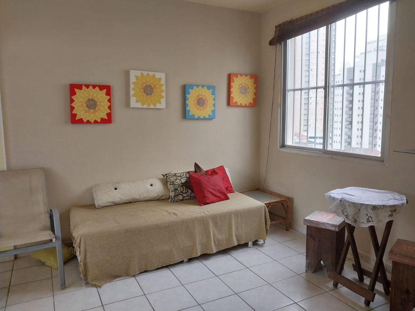 Apartamento com 2 dormitórios para alugar, 60 m² por R$ 3.690,00/mês - Gonzaga - Santos/SP
