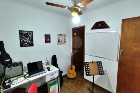 Casa à venda com 3 quartos, sendo 1 suíte, em Parque dos Bandeirantes, Ribeirão Preto, SP