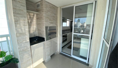 Apartamento à venda com 3 quartos, sendo 1 suíte,  em Vila Olímpia, São Paulo, SP