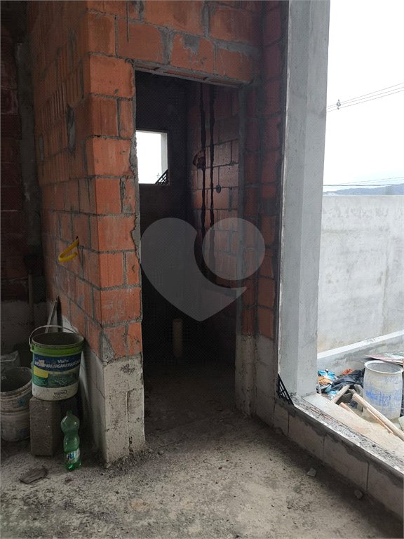 Casa à venda com 3 quartos, sendo 1 suíte, no condomínio Loteamento Parque Residencial Serras de Atibaia Ii, Atibaia - SP