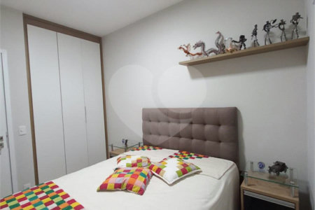 Apartamento à venda com 2 quartos, sendo 1 suíte,  em Jardim São Pedro, Mogi das Cruzes, SP