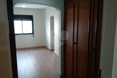 Apartamento para alugar com 4 suítes em Alto da Boa Vista, São Paulo, SP