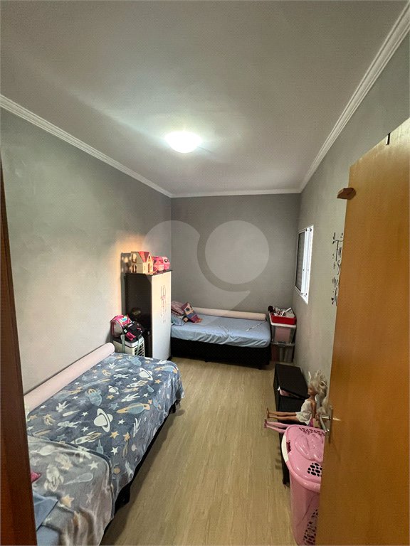 Sobrado à venda com 3 quartos, sendo 1 suíte, em Parque Vitória, São Paulo, SP
