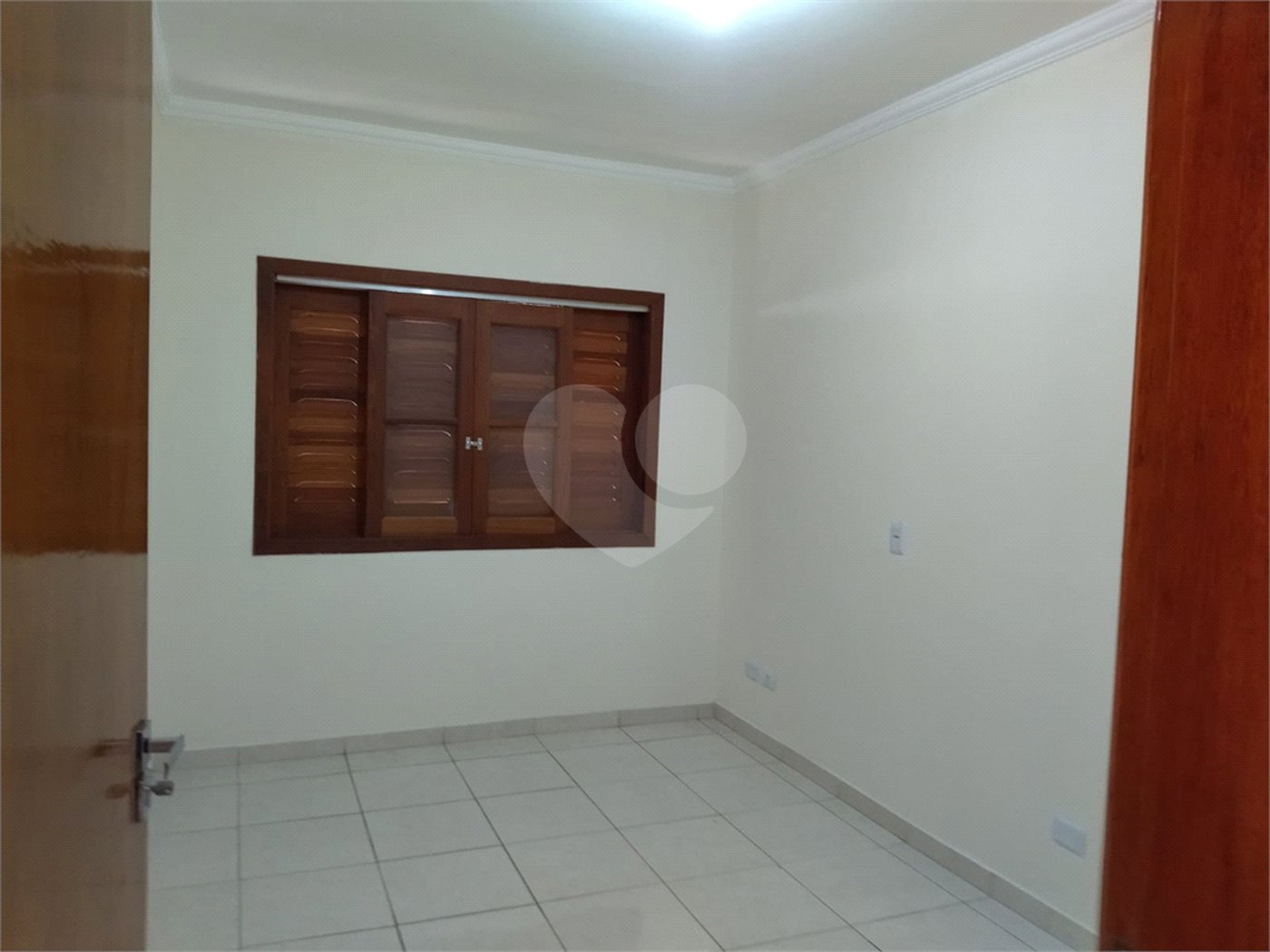 Casa Térrea à venda com 3 quartos, sendo 1 suíte, em Jardim das Cerejeiras, Atibaia, SP