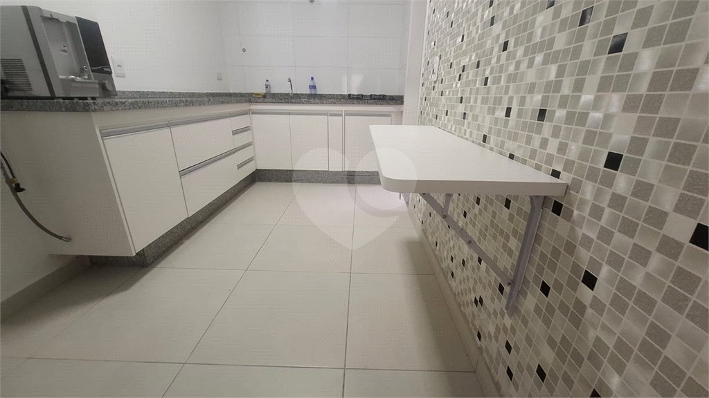 Casa em condomínio à venda com 2 quartos em Parque Vitória, São Paulo, SP