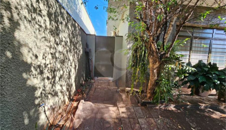 Casa Térrea à venda com 6 quartos, sendo 4 suítes,  em Jardim Maria Goretti, Ribeirão Preto, SP