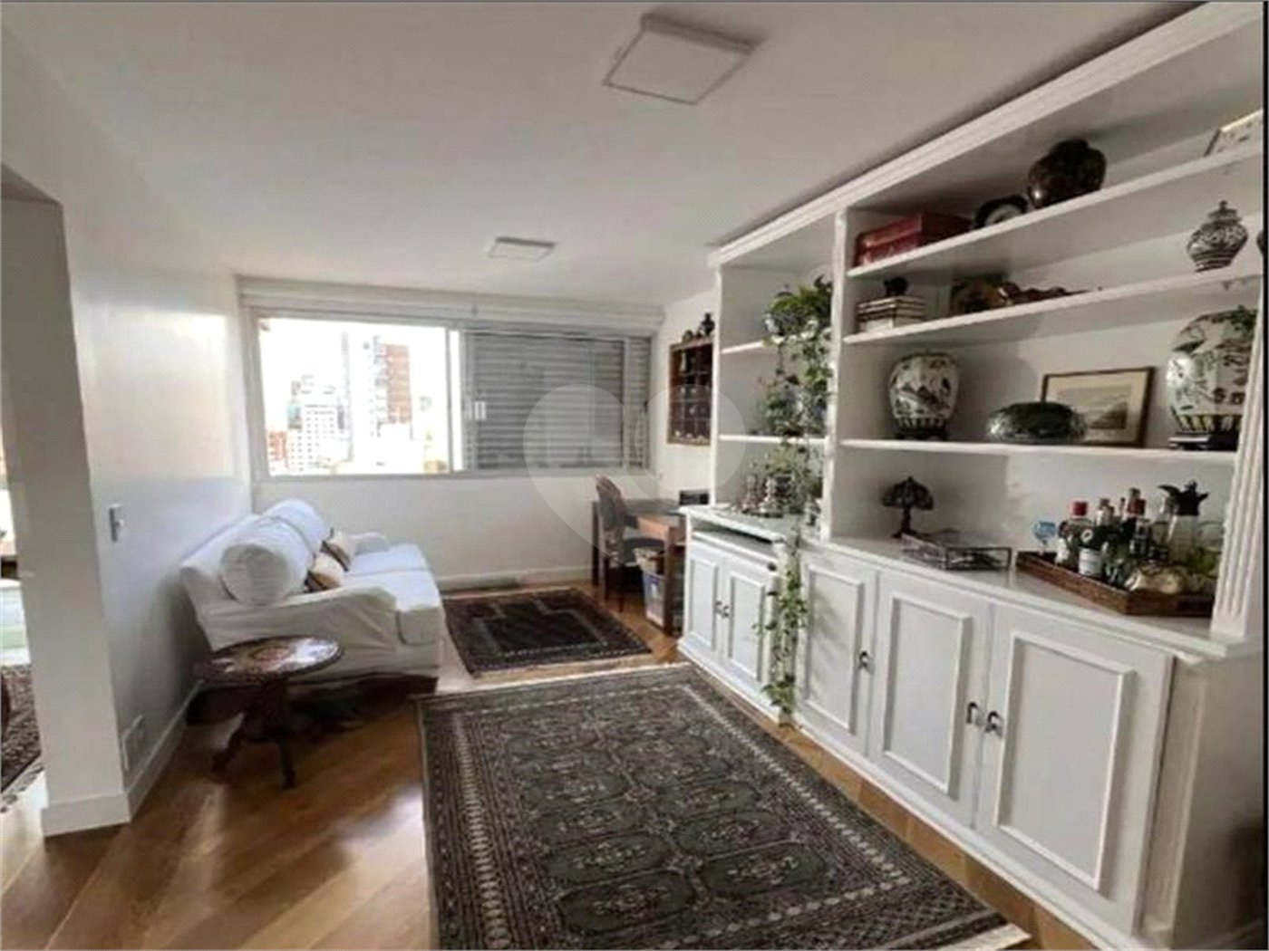 Apartamento à venda com 3 quartos, sendo 1 suíte, em Moema, São Paulo, SP