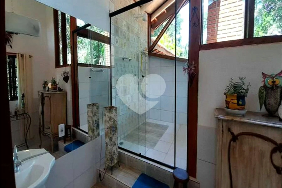 Casa Térrea à venda com 5 quartos, sendo 4 suítes, em Serra da Cantareira, Mairiporã, SP