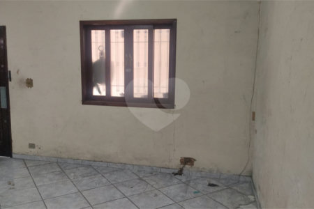 Casa à venda com 3 quartos, sendo 1 suíte, em Vila Renata, Guarulhos, SP