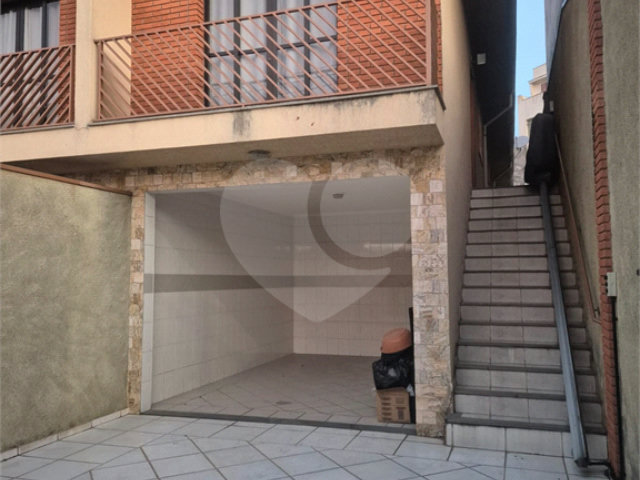 Sobrado à venda com 3 quartos, sendo 1 suíte,  em Vila Bonilha, São Paulo, SP