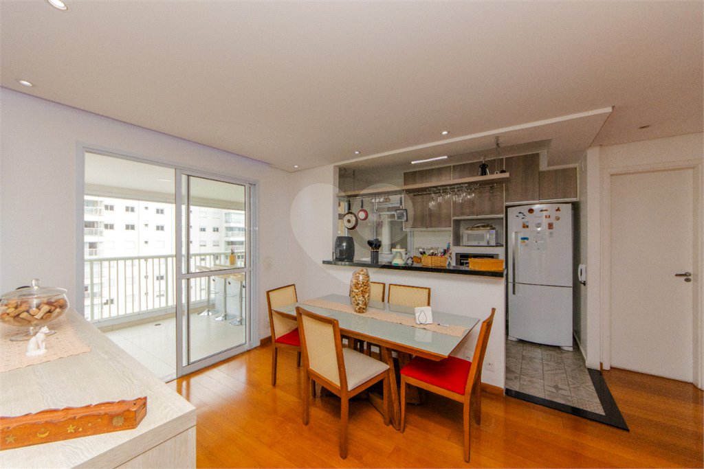 Apartamento à venda com 3 quartos, sendo 2 suítes,  em Tatuapé, São Paulo, SP