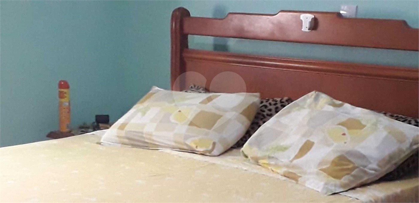 Casa à venda com 4 quartos, sendo 2 suítes, no condomínio Gleba II, Mairiporã - SP