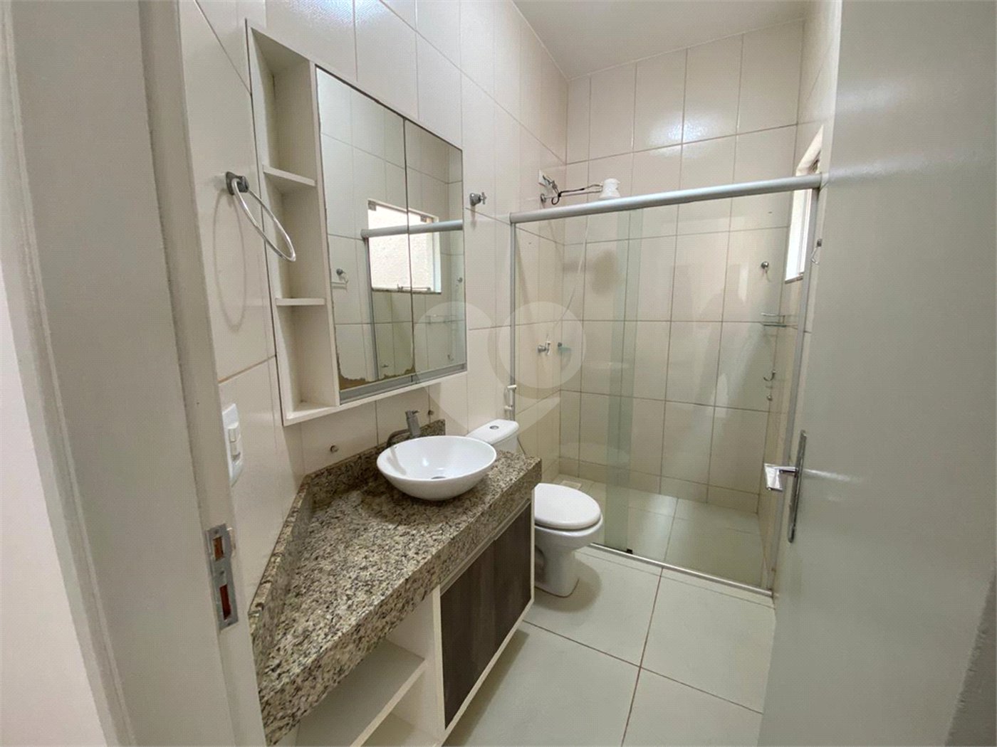 Casa à venda com 3 quartos, sendo 1 suíte,  em Jardim Jamaica, Ponta Porã, MS