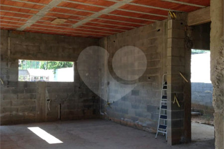 Casa à venda com 4 quartos, sendo 2 suítes,  no condomínio Acmti - Colinas do Mosteiro, Terras de Itaici e Recanto dos Pássaros, Indaiatuba - SP