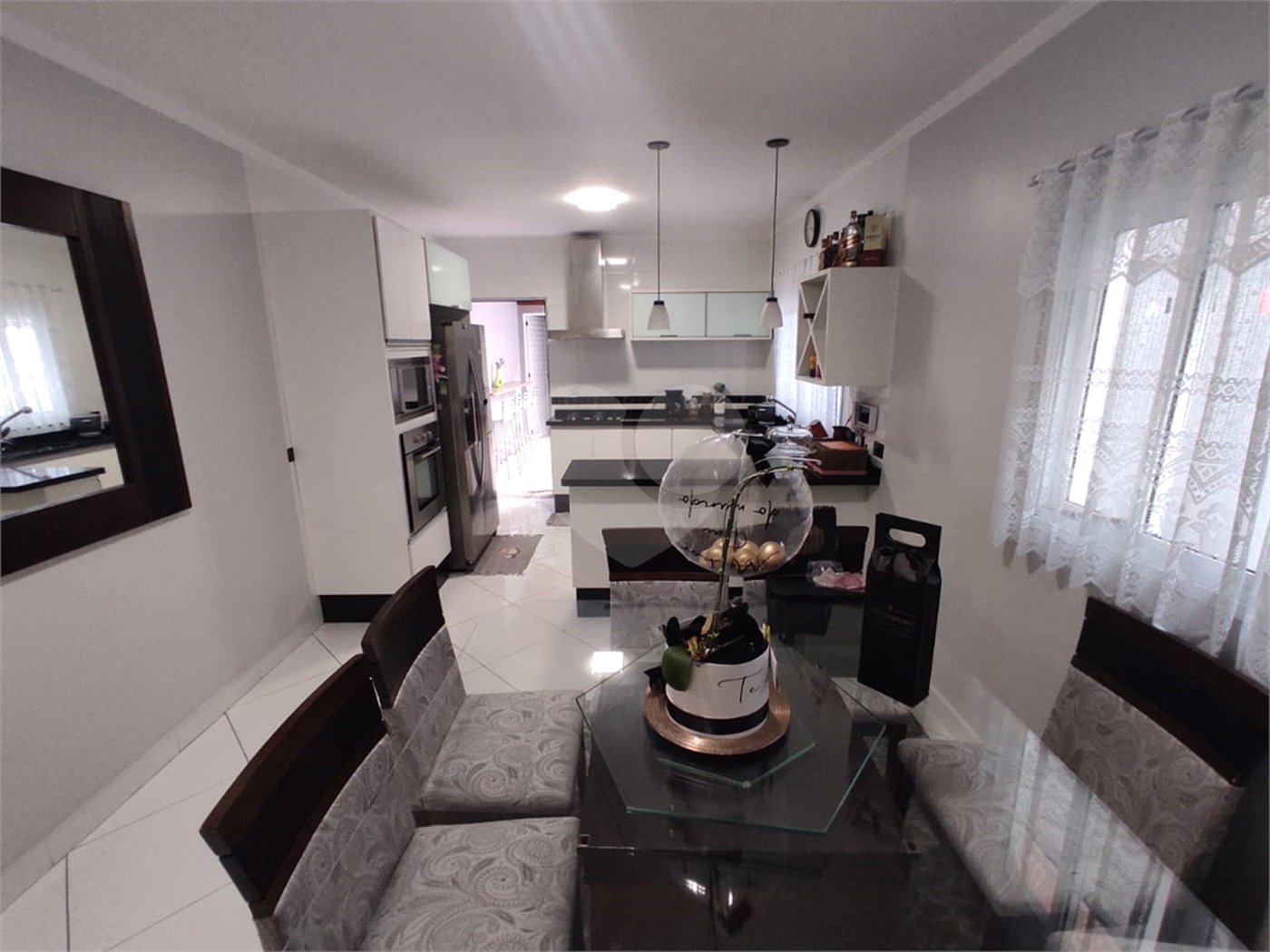 Sobrado à venda com 3 quartos, sendo 1 suíte, em Vila Ema, São Paulo, SP