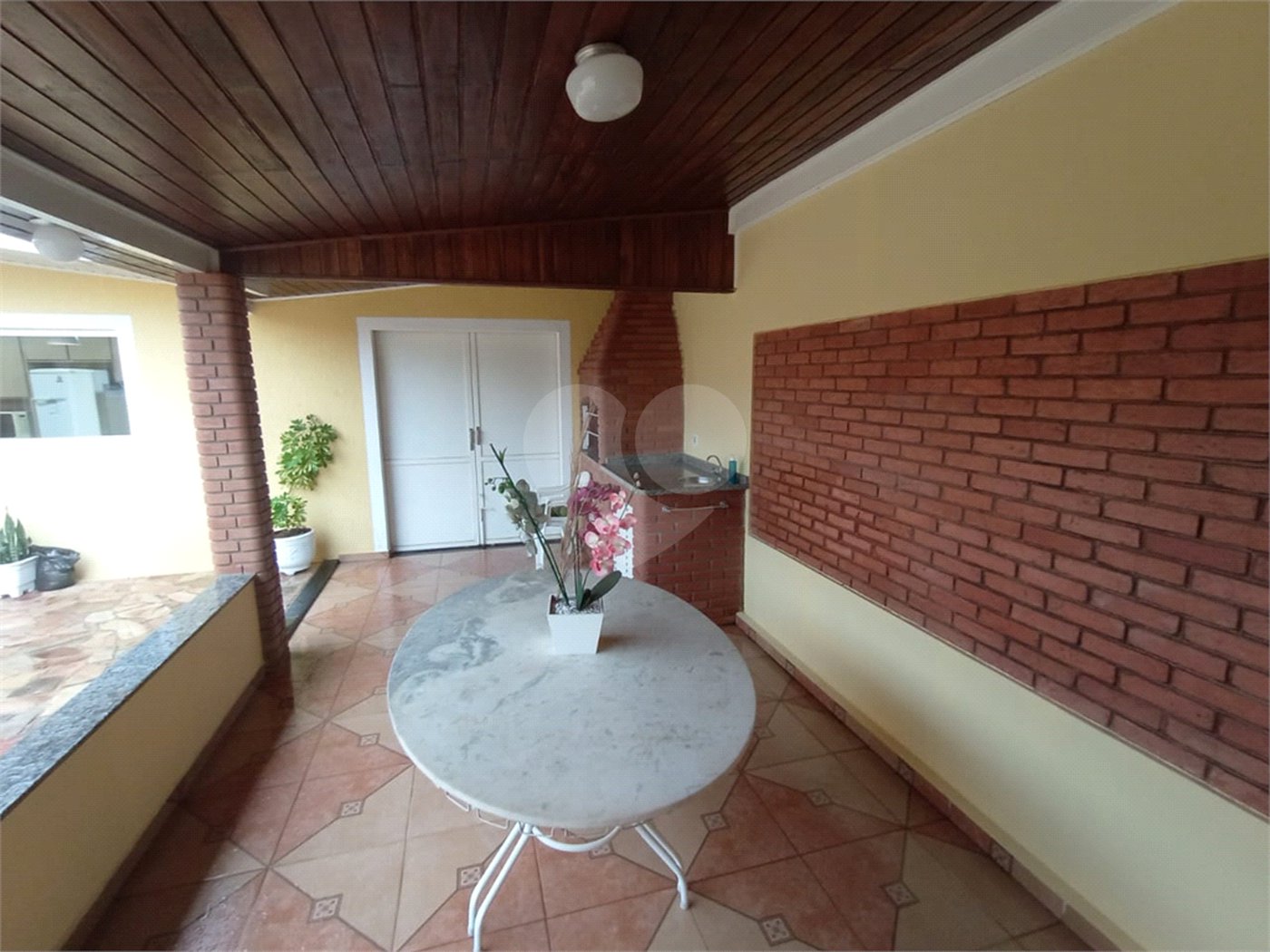Casa à venda com 4 quartos, sendo 3 suítes,  no Centro, Itapetininga, SP
