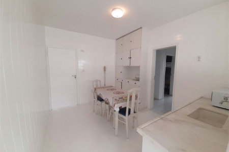 Apartamento Residencial à venda, Pitangueiras, Guarujá - AP0163.