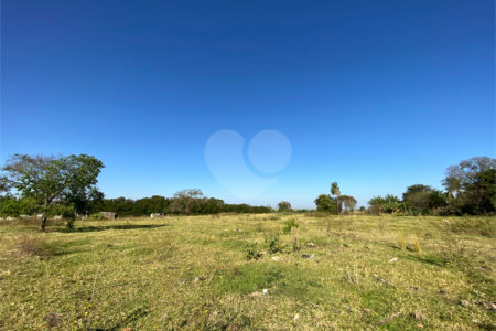 Área de terra para venda no Jardim Embaré,