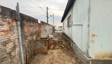Casa à venda com 1 quarto em Vila Camarão, Itapetininga, SP