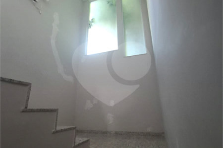Casa à venda com 3 quartos, sendo 1 suíte, em Campo Grande, Rio de Janeiro, RJ