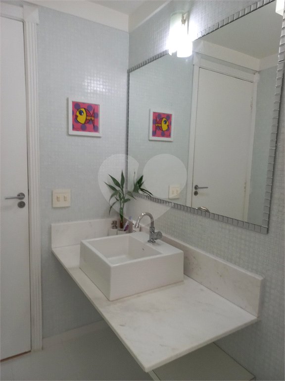 Apartamento à venda com 3 quartos, sendo 2 suítes, em Vila Mariana, São Paulo, SP