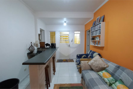Sobrado à venda com 3 quartos, sendo 1 suíte, em Vila Gomes, São Paulo, SP