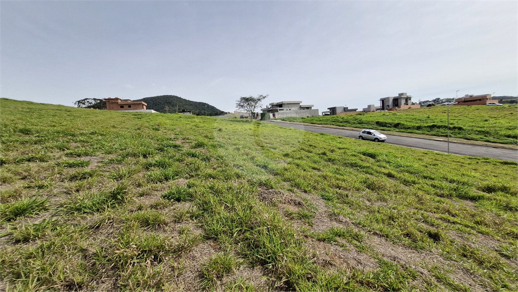 Terreno à venda no condomínio Portal Lamis I, Atibaia - SP