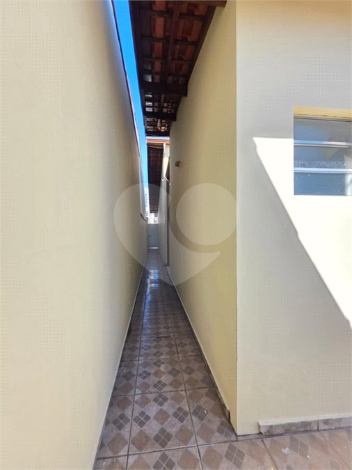 Casa à venda com 3 quartos, sendo 2 suítes, em Jardim Santo Antônio, Valinhos, SP