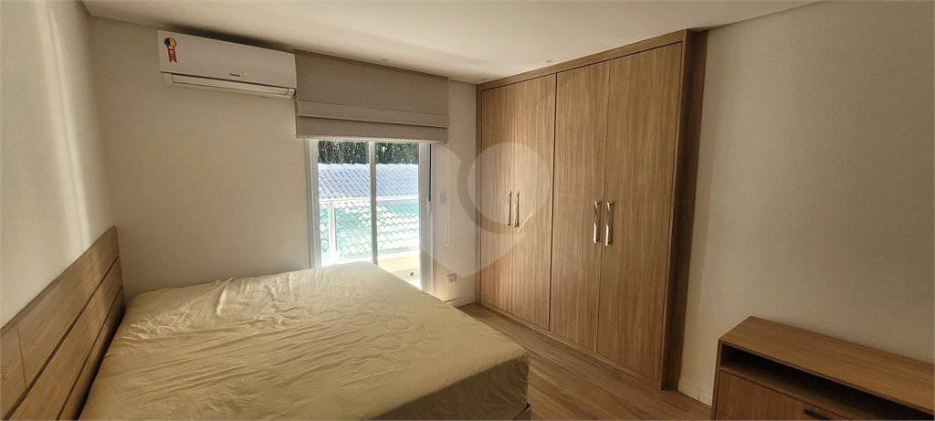 Sobrado à venda com 4 quartos, sendo 2 suítes, em Vila Irmãos Arnoni, São Paulo, SP