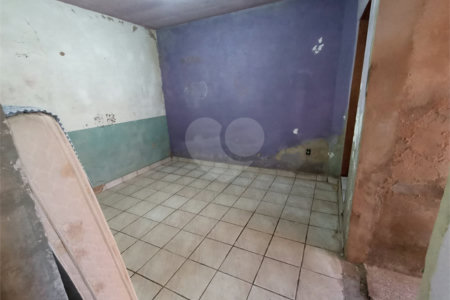 Casa à venda com 4 quartos, sendo 1 suíte, em Vila Belo Horizonte, Itapetininga, SP