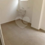 Sobrado à venda com 3 quartos, sendo 2 suítes,  em Vila Homero Thon, Santo André, SP