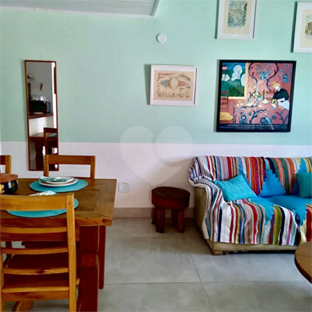 Casa em condomínio à venda com 2 quartos, sendo 1 suíte,  em Alto de Búzios, Armação dos Búzios, RJ