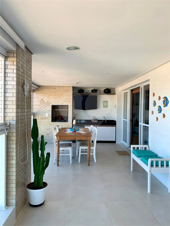 Apartamento à venda com 3 quartos, sendo 1 suíte,  em Jardim Belmar, Guarujá, SP