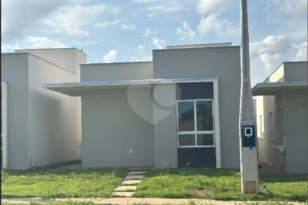 Casa à venda com 2 quartos no condomínio Villa Magari, Sorocaba - SP