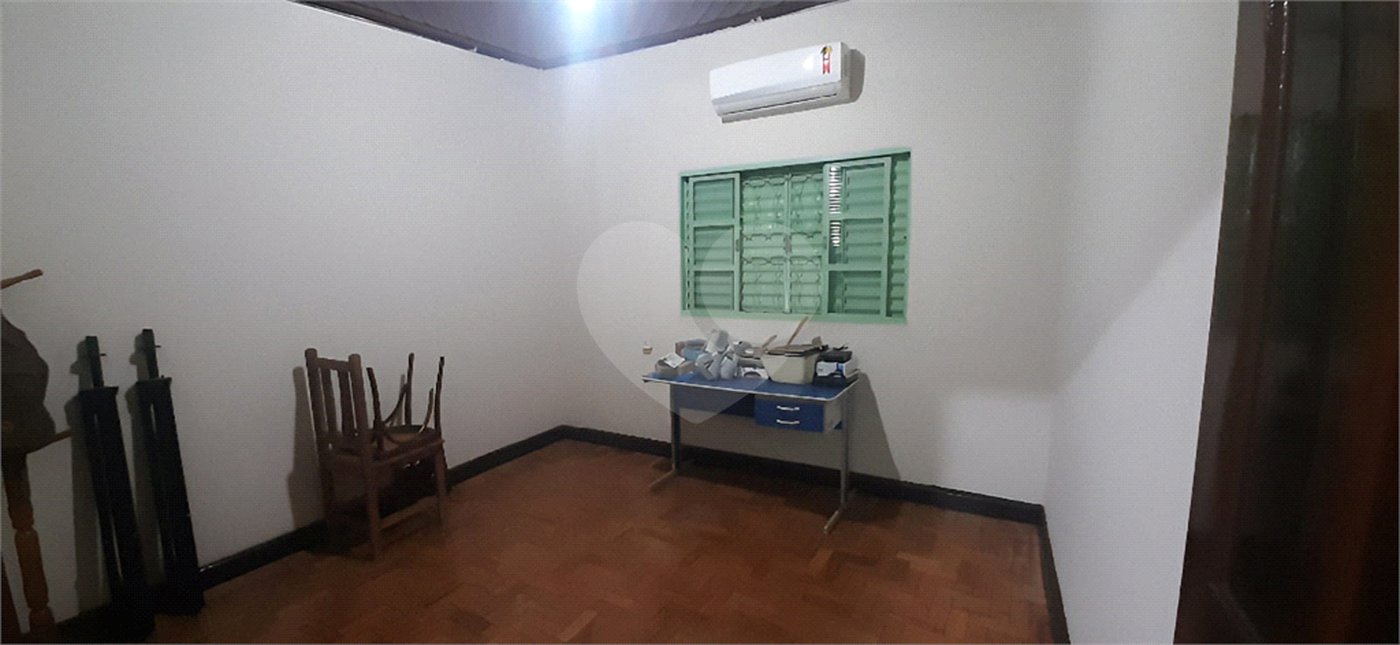 Casa à venda com 4 quartos em Vila Nova, Três Lagoas, MS