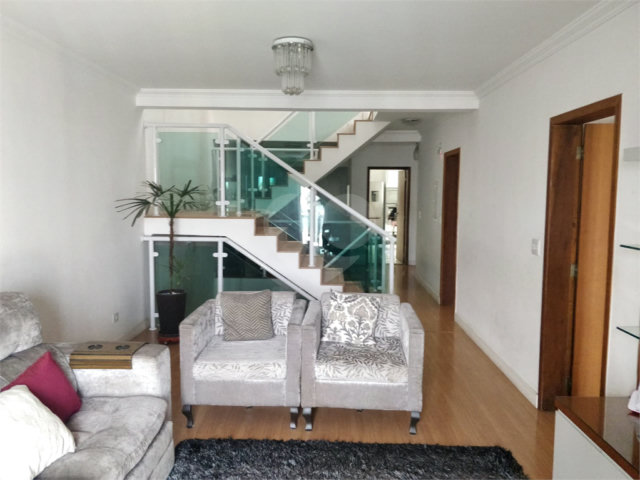 Sobrado à venda com 4 suítes em Vila Nova Cachoeirinha, São Paulo, SP