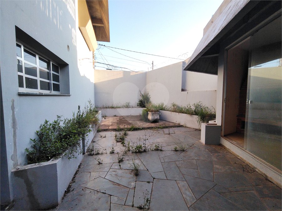 Casa à venda ou para alugar com 5 quartos, sendo 3 suítes, em Vila Maria, Itapetininga, SP