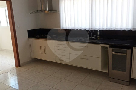 Casa à venda com 4 suítes no condomínio Jardim Theodora, Itu - SP