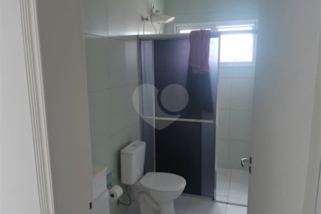 Sobrado à venda com 2 quartos, sendo 1 suíte,  em Vila Amorim, Suzano, SP
