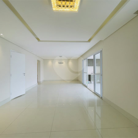 Apartamento à venda com 3 quartos, sendo 4 suítes,  no Centro, São Bernardo do Campo, SP