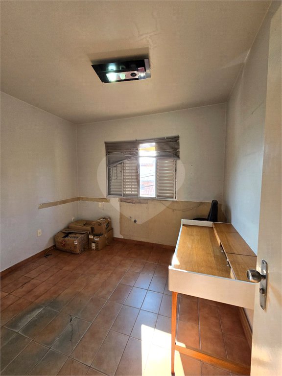 Sobrado à venda com 5 quartos, sendo 1 suíte, em Vila Bonilha, São Paulo, SP