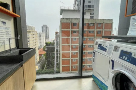 Apartamento à venda ou para alugar com 1 quarto em Pinheiros, São Paulo, SP