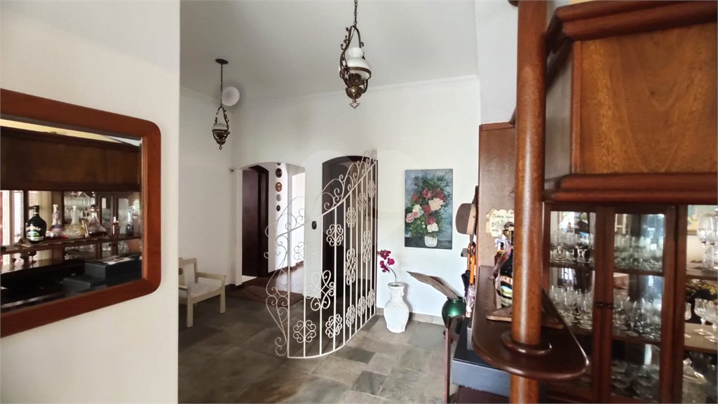 Casa Térrea à venda com 3 quartos, sendo 2 suítes, em Vila Oliveira, Mogi das Cruzes, SP
