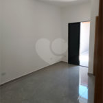 Sobrado à venda com 3 quartos, sendo 1 suíte,  em Residencial Jardins da Catalunha, Atibaia, SP