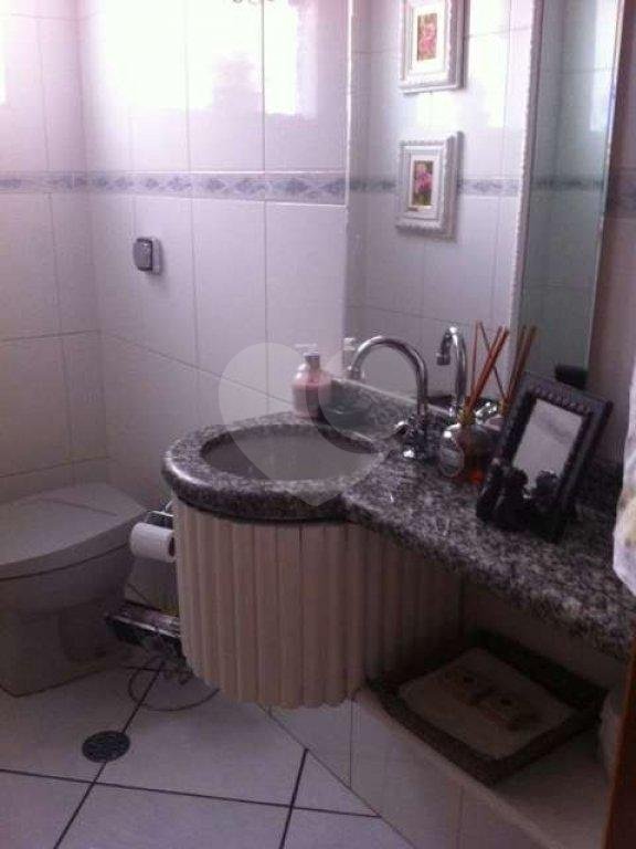 Sobrado à venda com 3 quartos, sendo 2 suítes,  em Jardim das Vertentes, São Paulo, SP