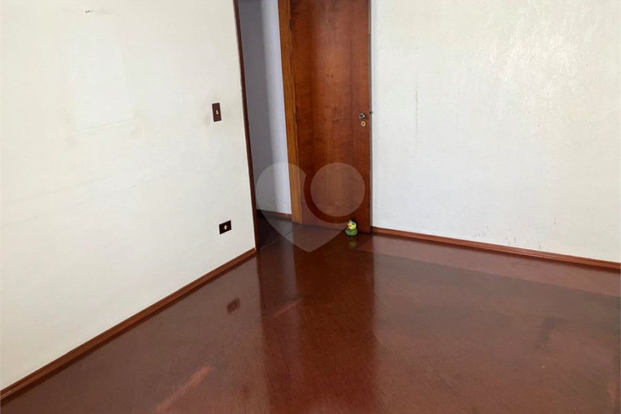 Sobrado à venda com 3 quartos, sendo 1 suíte, em Vila Mazzei, São Paulo, SP