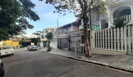 Sobrado à venda com 4 quartos, sendo 2 suítes,  em Jardim França, São Paulo, SP